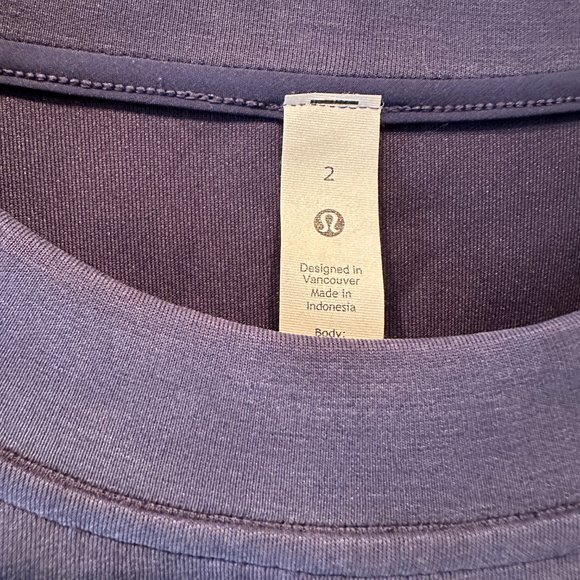 Lululemon Perfectly Oversized Cropped Crew *Softstreme size 2 night sea - Picture 2 of 3